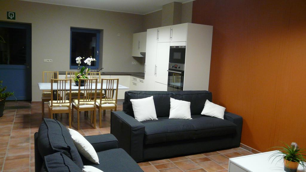 Holiday Home L'Aubepine Tournai Ruang foto